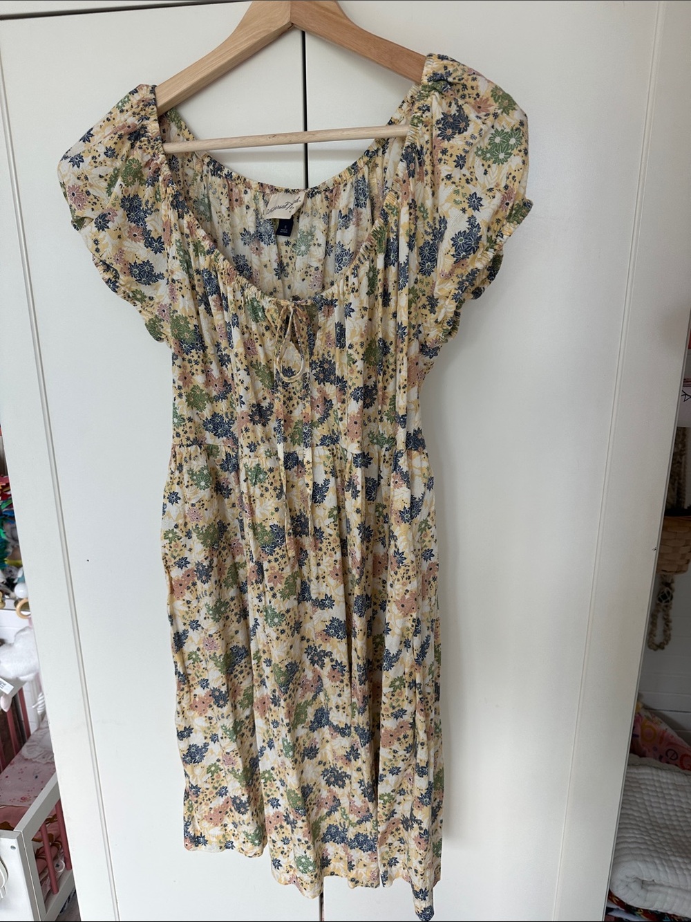 Universal Threads floral dress